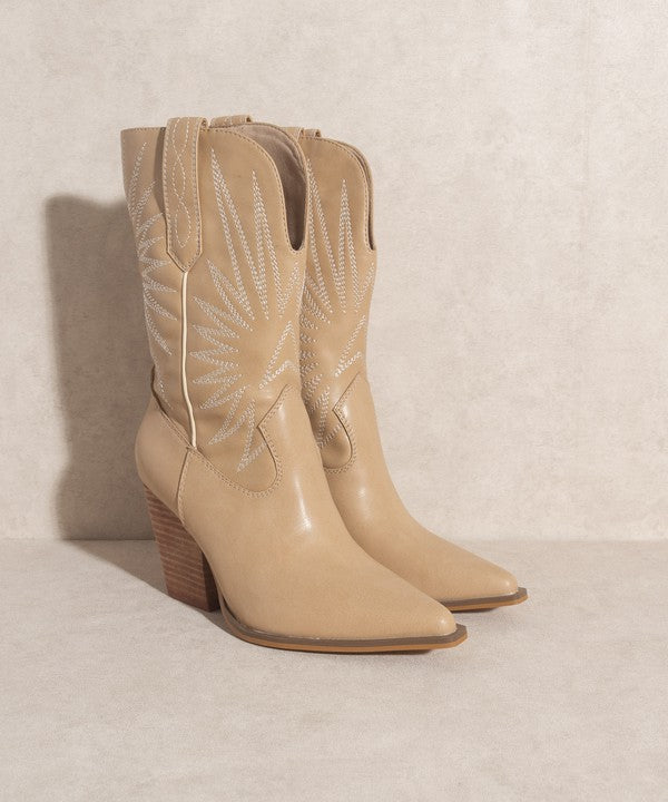 Emersyn Starburst Embroidered Western Boots