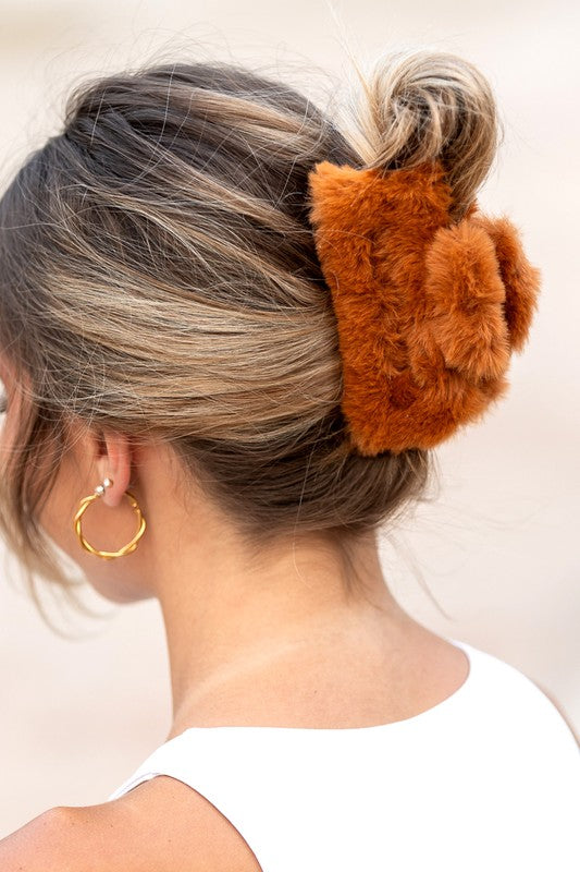 Fuzzy Box Claw Hair Clip