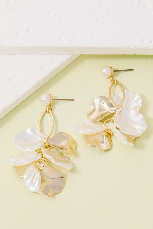 Lumière Petal Dangle Earrings