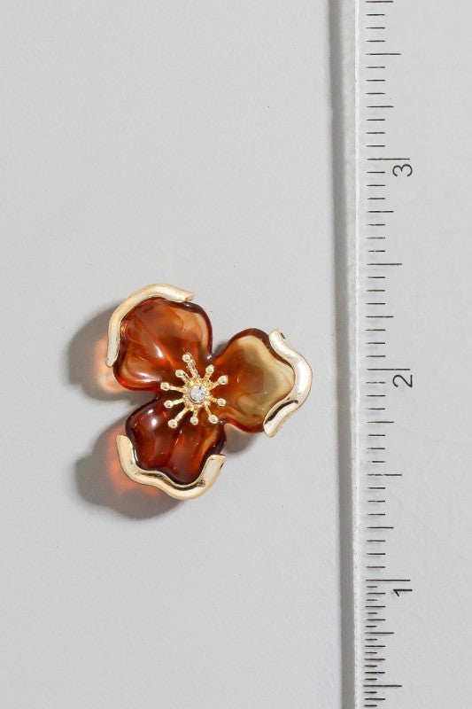 Gold Trim Flower Stud Earrings