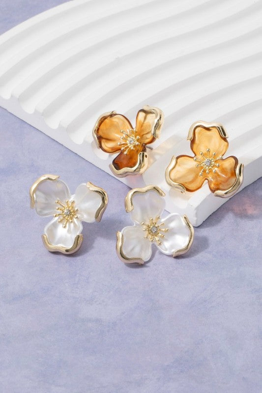 Gold Trim Flower Stud Earrings