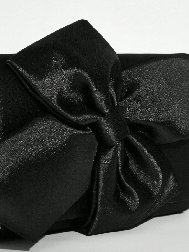 The Big Night Bow Clutch