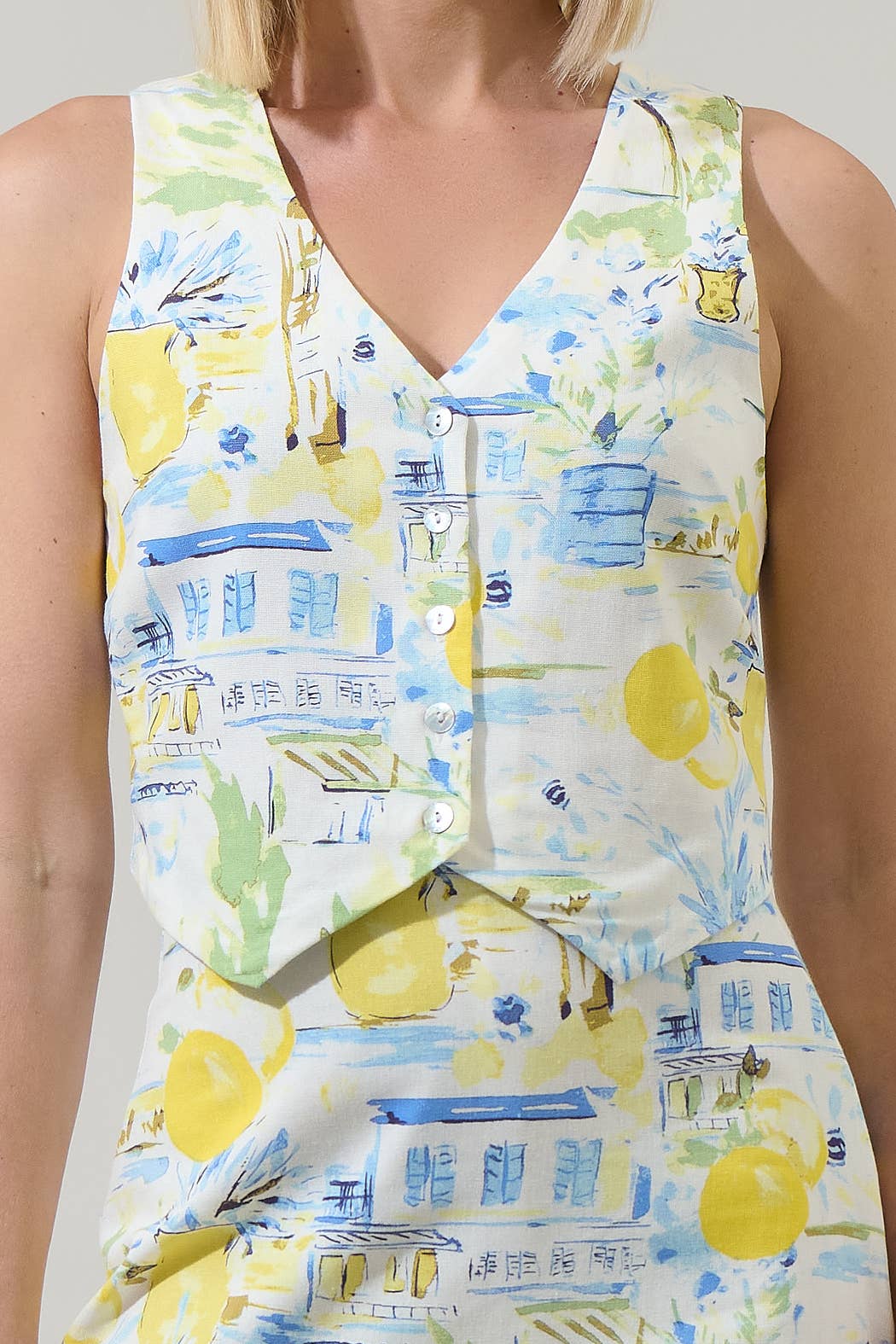 Amalfi Coast Cropped Vest