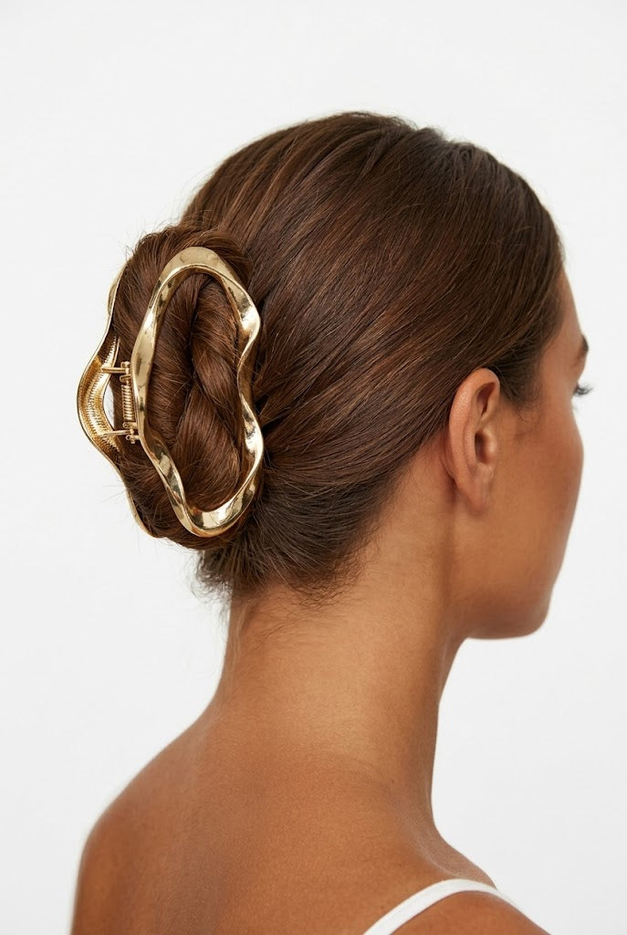 Gold Sculpted Oval Claw Clip