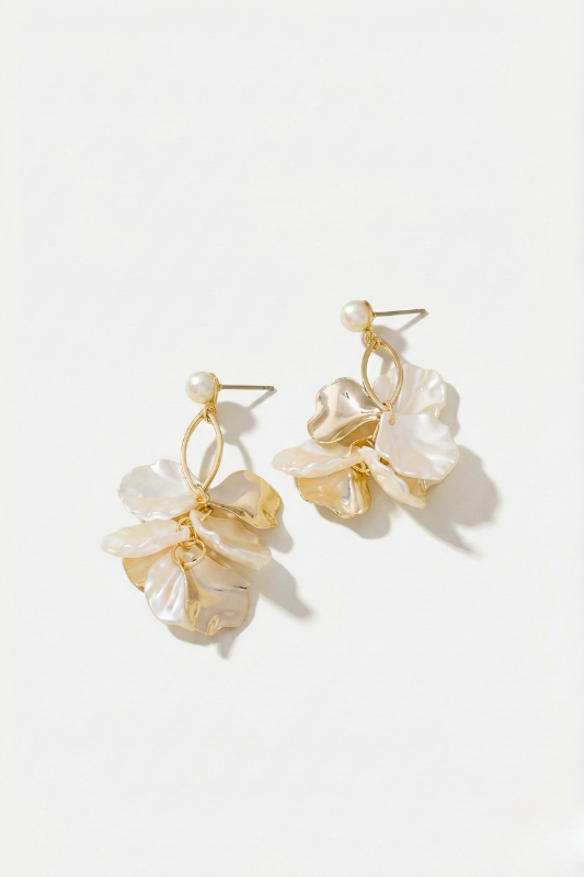 Lumière Petal Dangle Earrings