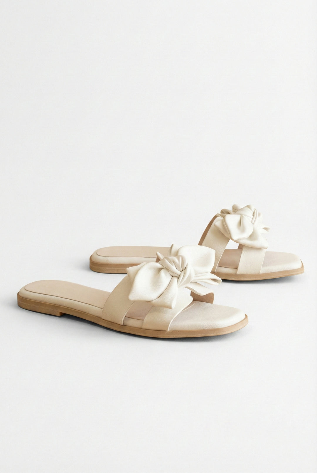 Lido Bow Flat Sandal