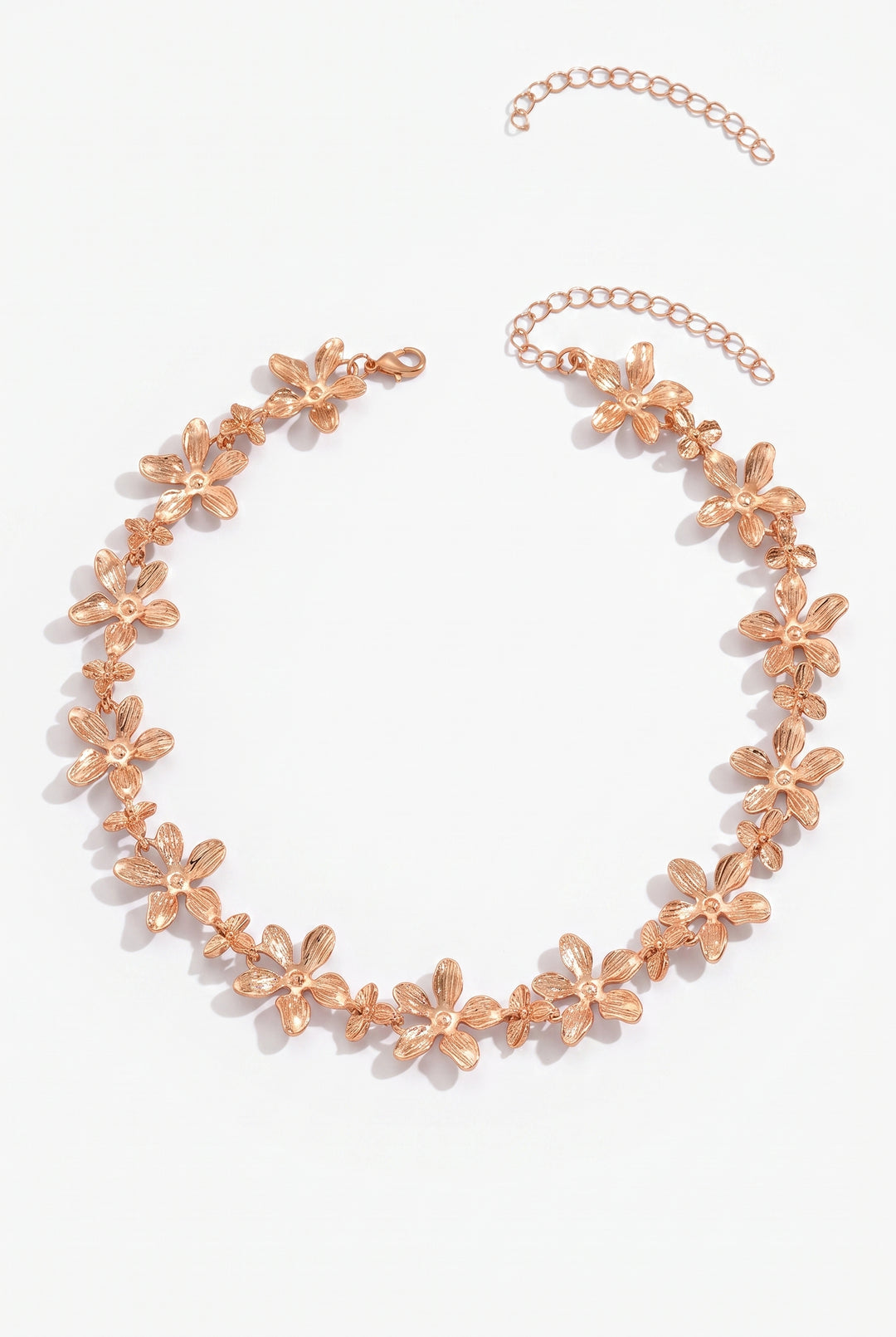 Golden Form Choker Necklace