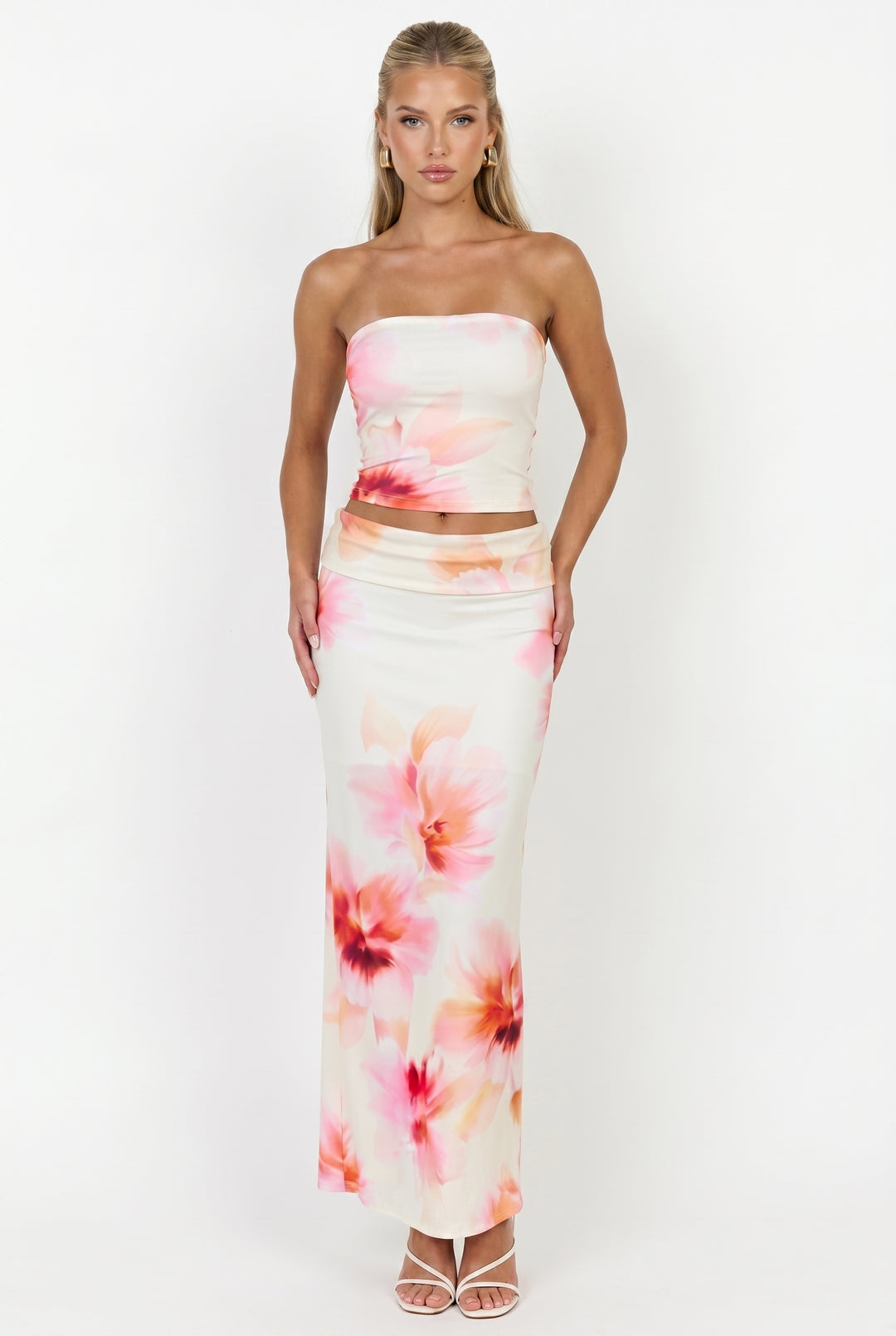 Anahi Floral Tube Top
