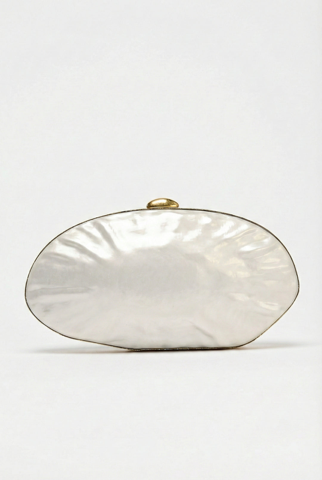 Lumière Pearl Shell Clutch