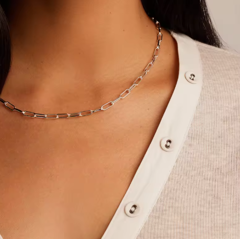 AURÉ Lia Paperclip Chain Necklace