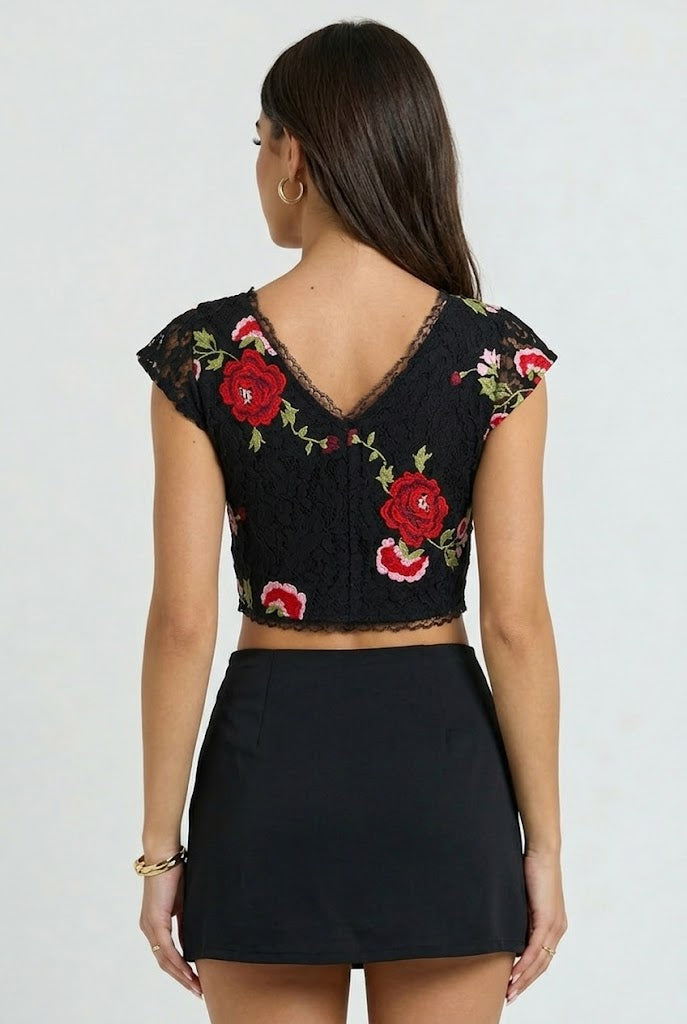 Courtyard Floral Lace Top
