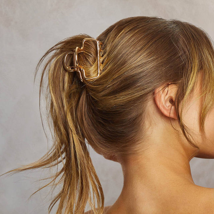 KITSCH Medium Puffy Claw Clip