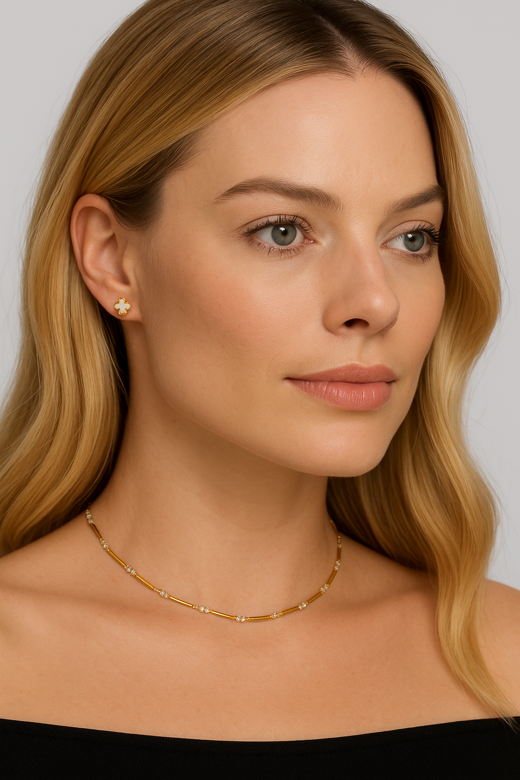 Mini Clover Stud Earrings