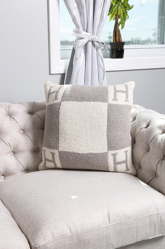 Two tone pillow outlet case